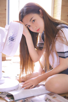 女士不遮阴内搭图片